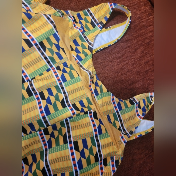 2 piece Afro print swimsuit - Picture 2 of 3